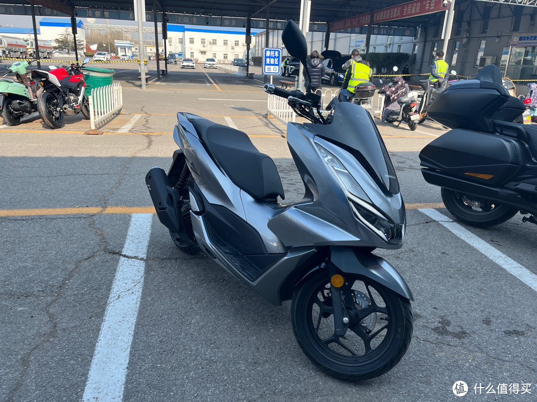 人到中年,风与自由依旧是梦想(北京摩托上牌记)