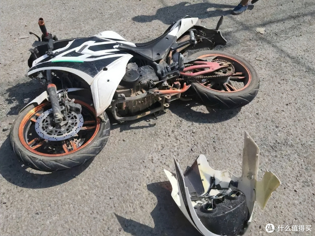 为什么摩托车记录仪,这么贵,还有这么多人买?